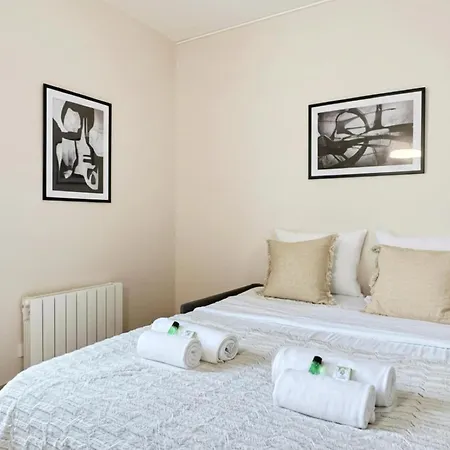 Modern Flat Near Bercy *