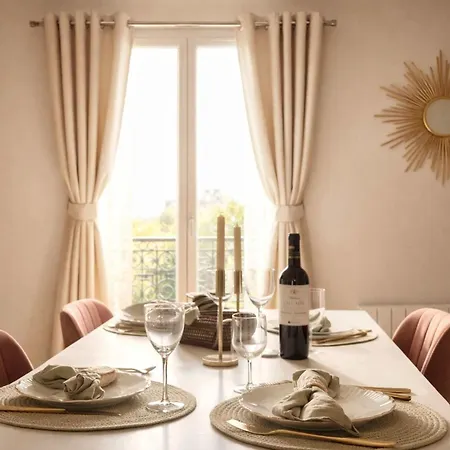 Modern Flat Near Bercy * 파리