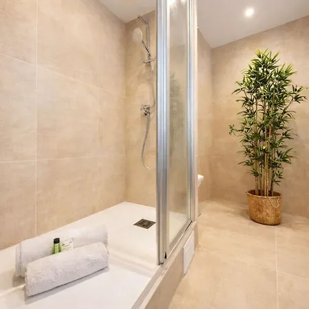 아파트 Modern Flat Near Bercy *